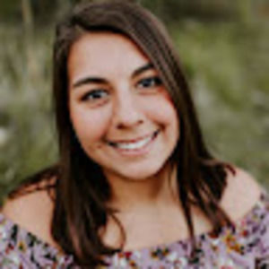 Meet your Posher, Monica